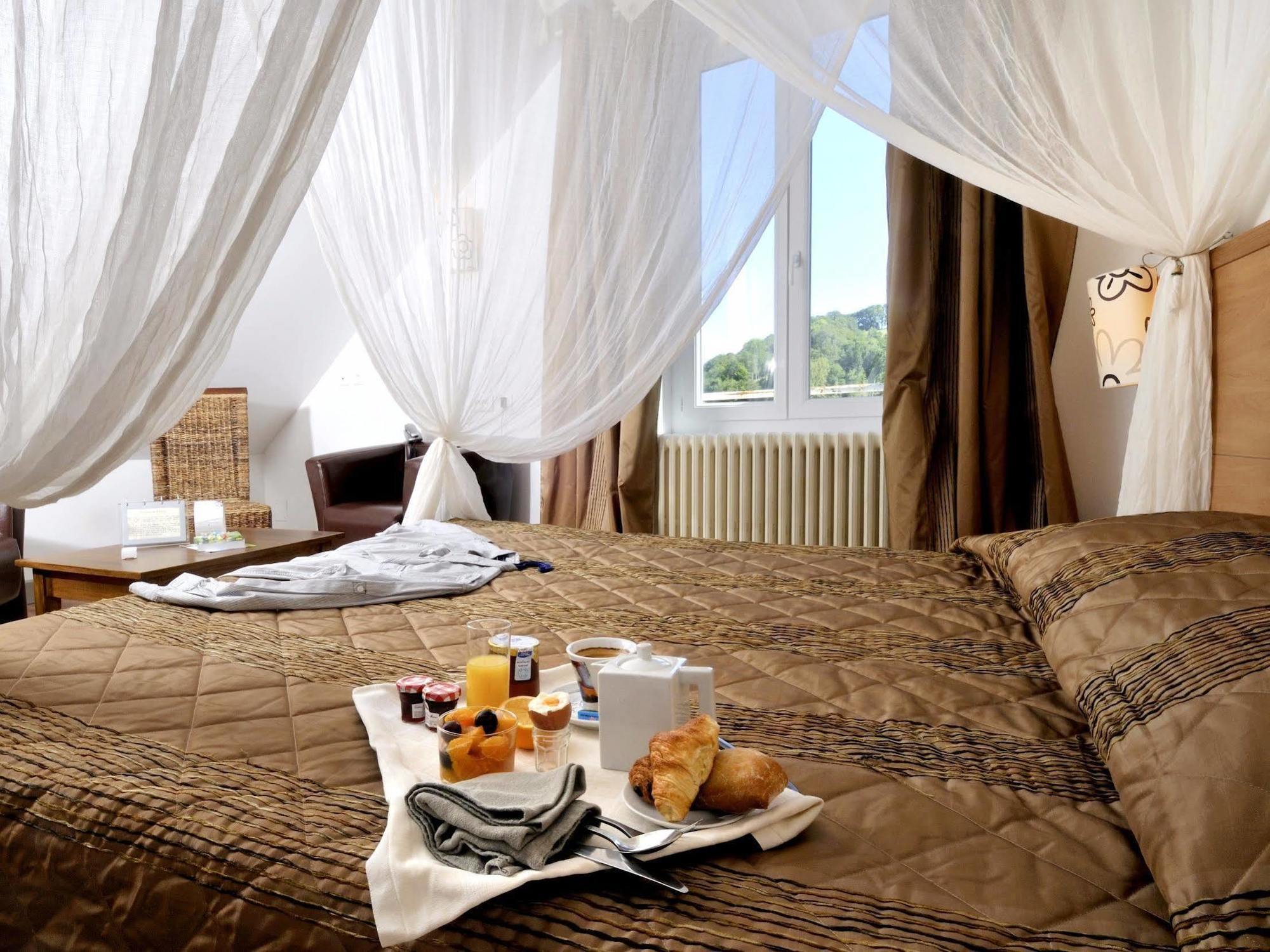 Contact Hotel Le Relais De Vellinus Beaulieu-sur-Dordogne Exterior foto